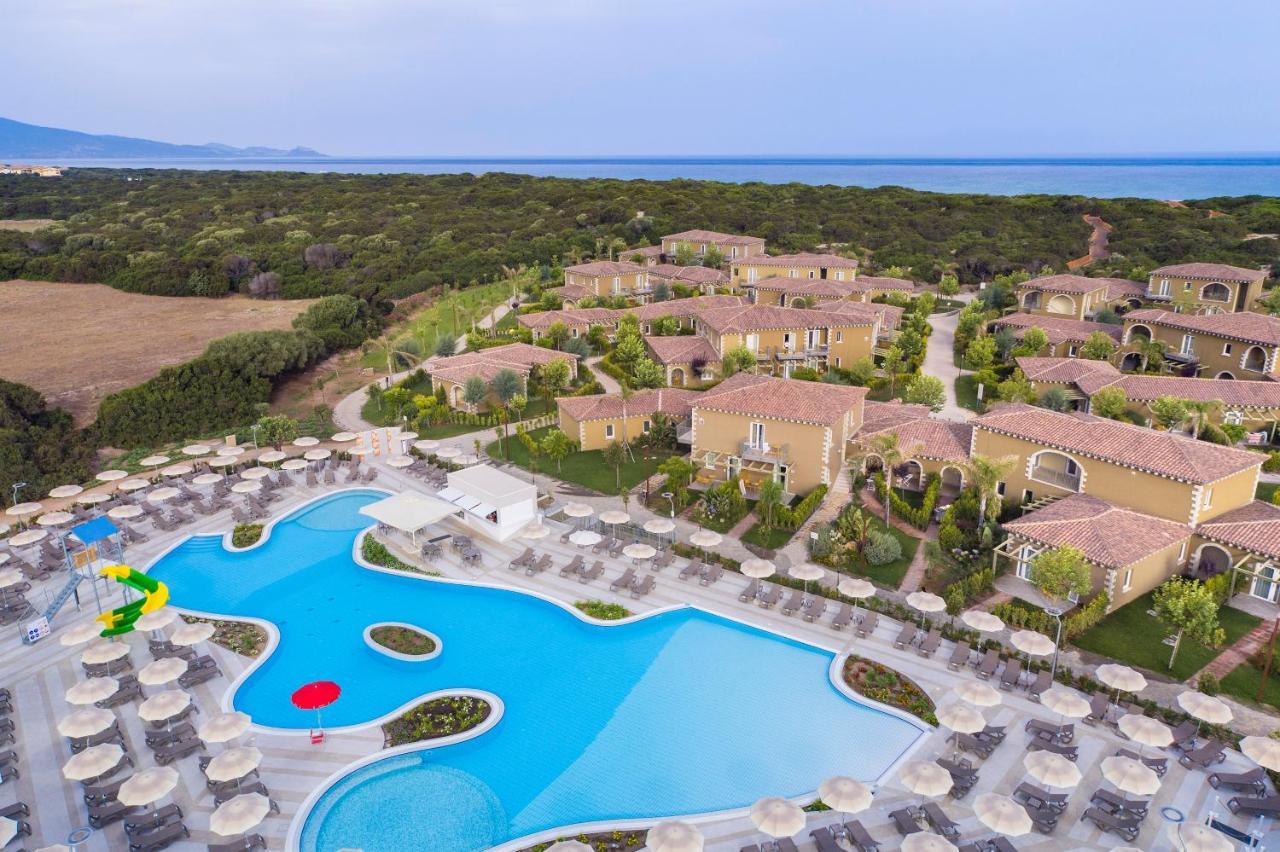 Is Serenas Badesi Resort Ngoại thất bức ảnh