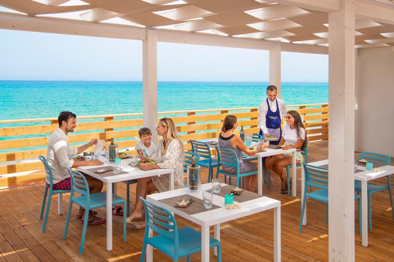 Is Serenas Badesi Resort Ngoại thất bức ảnh